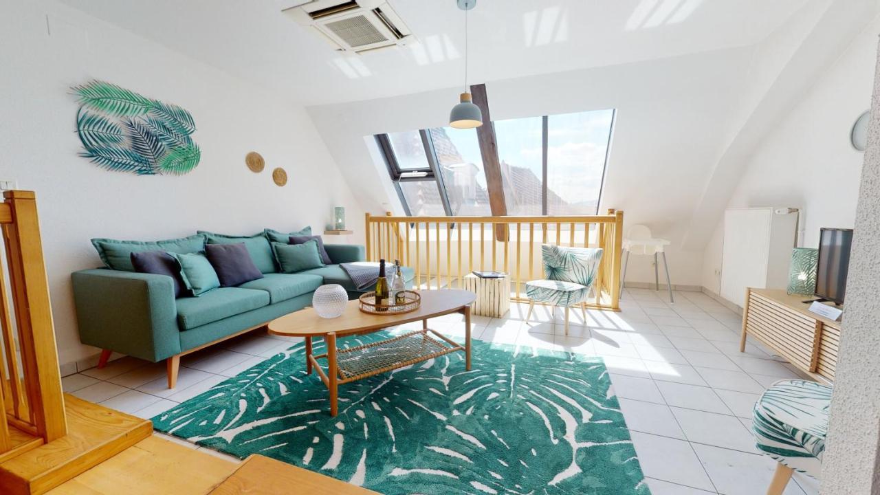Duplex Des Dominicains - 1 Parking Gratuit - Hypercentre 6 Personnes Apartment Colmar Bagian luar foto